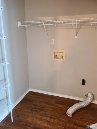 $1,450 | 501 East Burgess Road, Unit A8, Pensacola, FL 32504