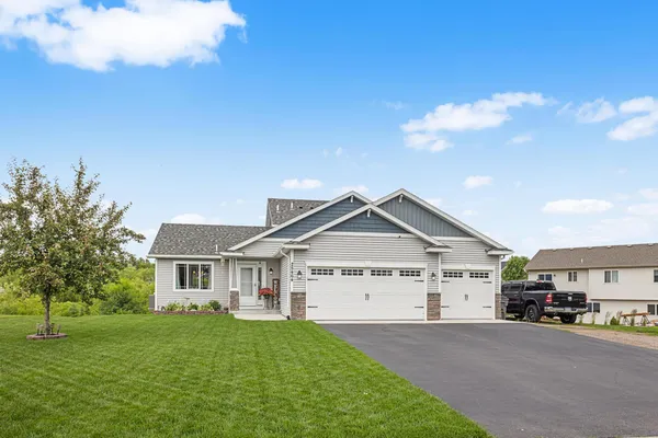 $420,000 | 25464 11th Street West, Zimmerman, MN 55398