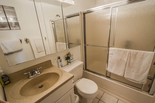 $222,500 | 172 Perry Avenue, Unit 2B, Worcester, MA 01610