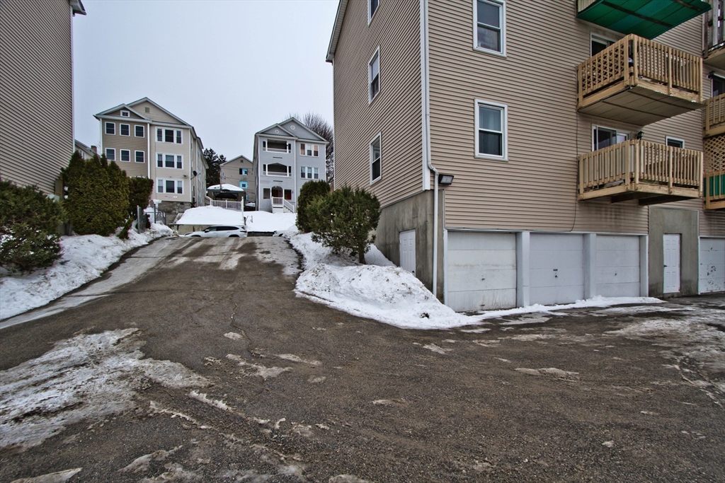 172 Perry Avenue, Unit 2B Worcester, MA 01610 - Photo 17 of 18