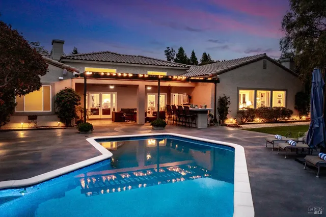 $1,995,000 | 2550 Hwy 116 S Sebastopol Ca South, Sebastopol, CA 95472