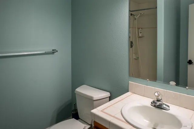 $1,995,000 | 2550 Hwy 116 S Sebastopol Ca South, Sebastopol, CA 95472