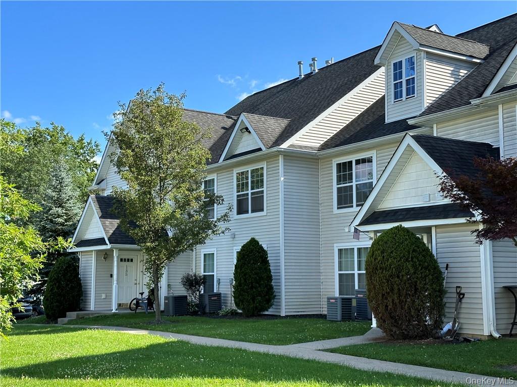 141 Ruth Court Middletown, NY 10940 - Photo 4 of 37 Gallery Image 4
