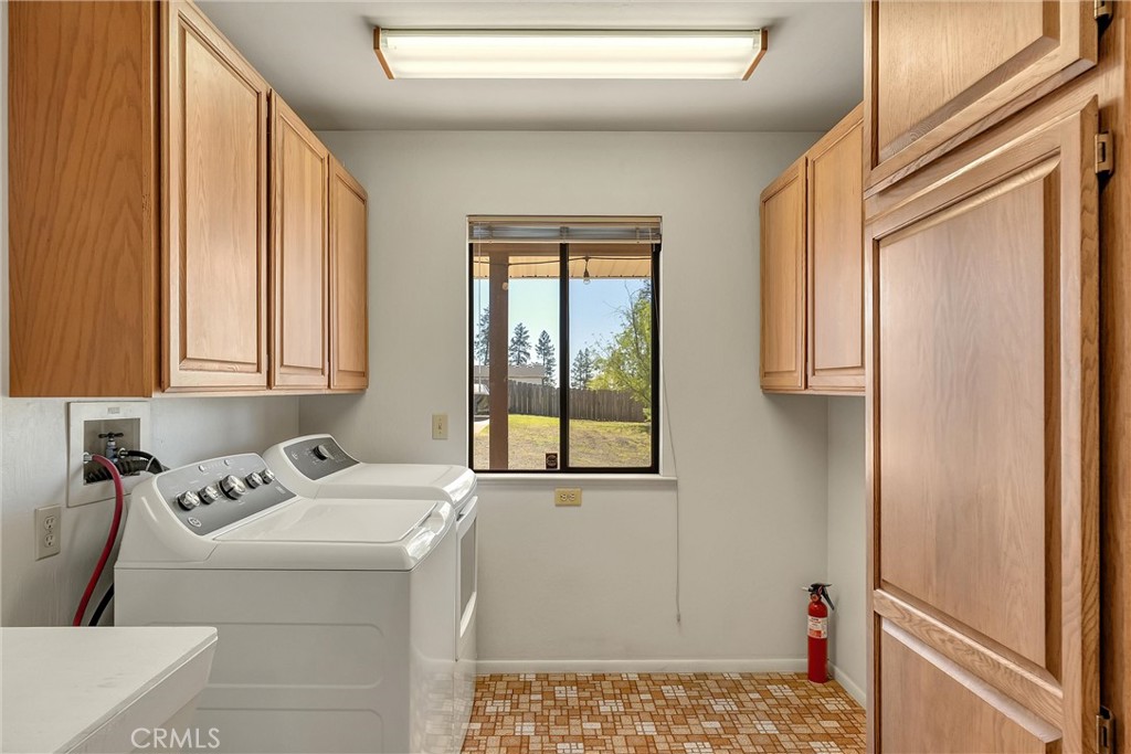 5586 Travis Road Paradise, CA 95969 - Photo 17 of 23