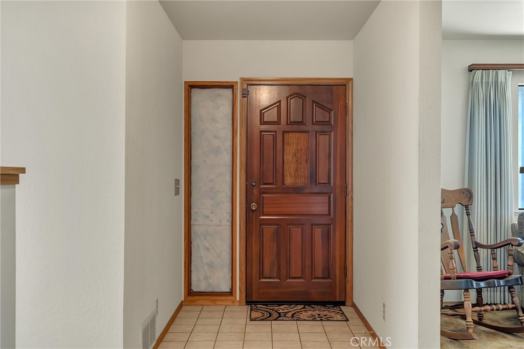 5586 Travis Road Paradise, CA 95969 - Photo 4 of 23