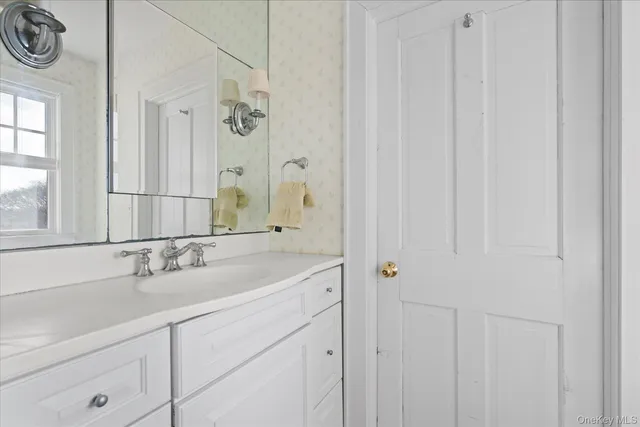 $6,495,000 | 11 Shinnecock Road, Quogue, NY 11959