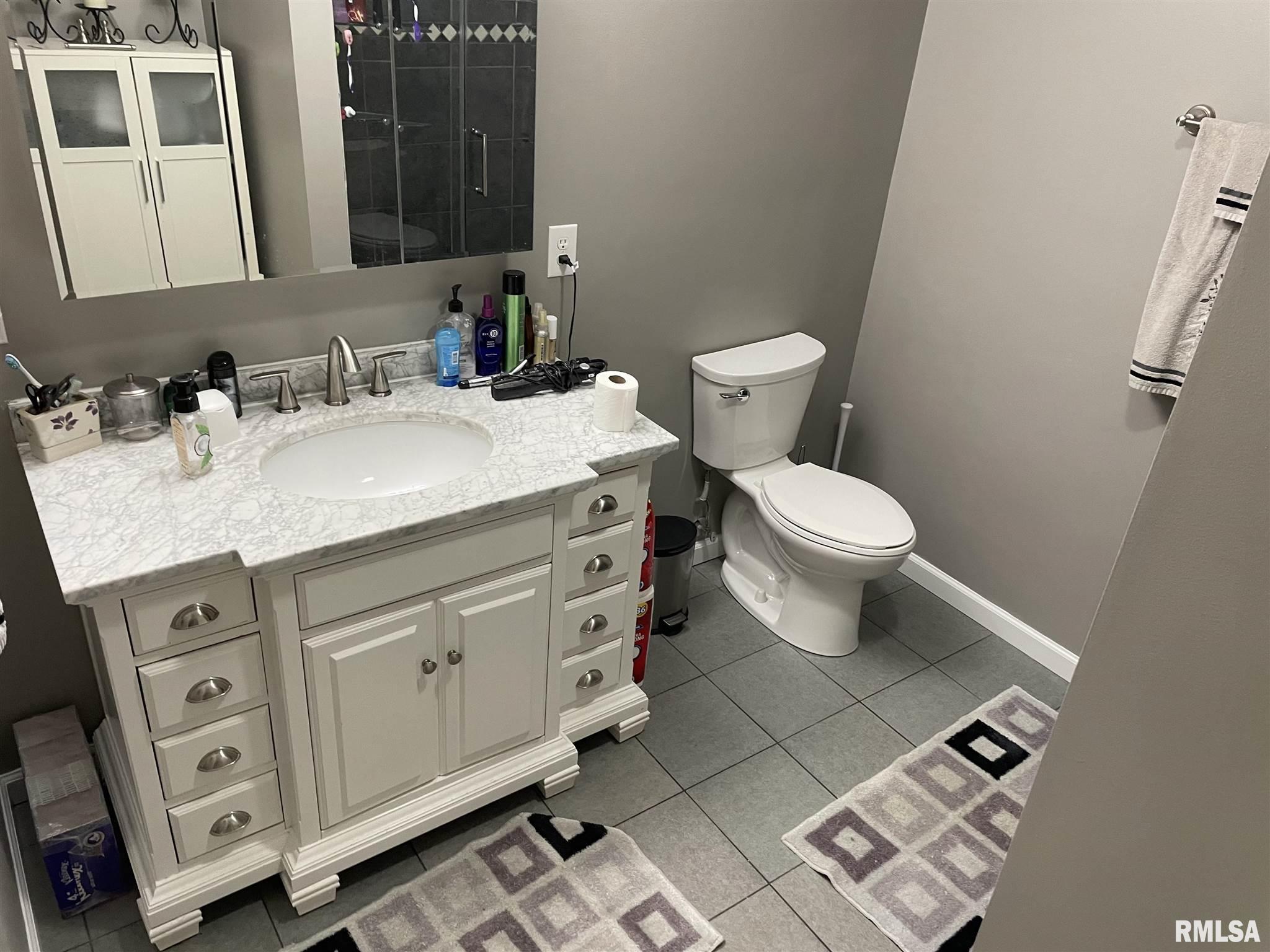 1046 North 19th Street Springfield, IL 62702 - Photo 6 of 11