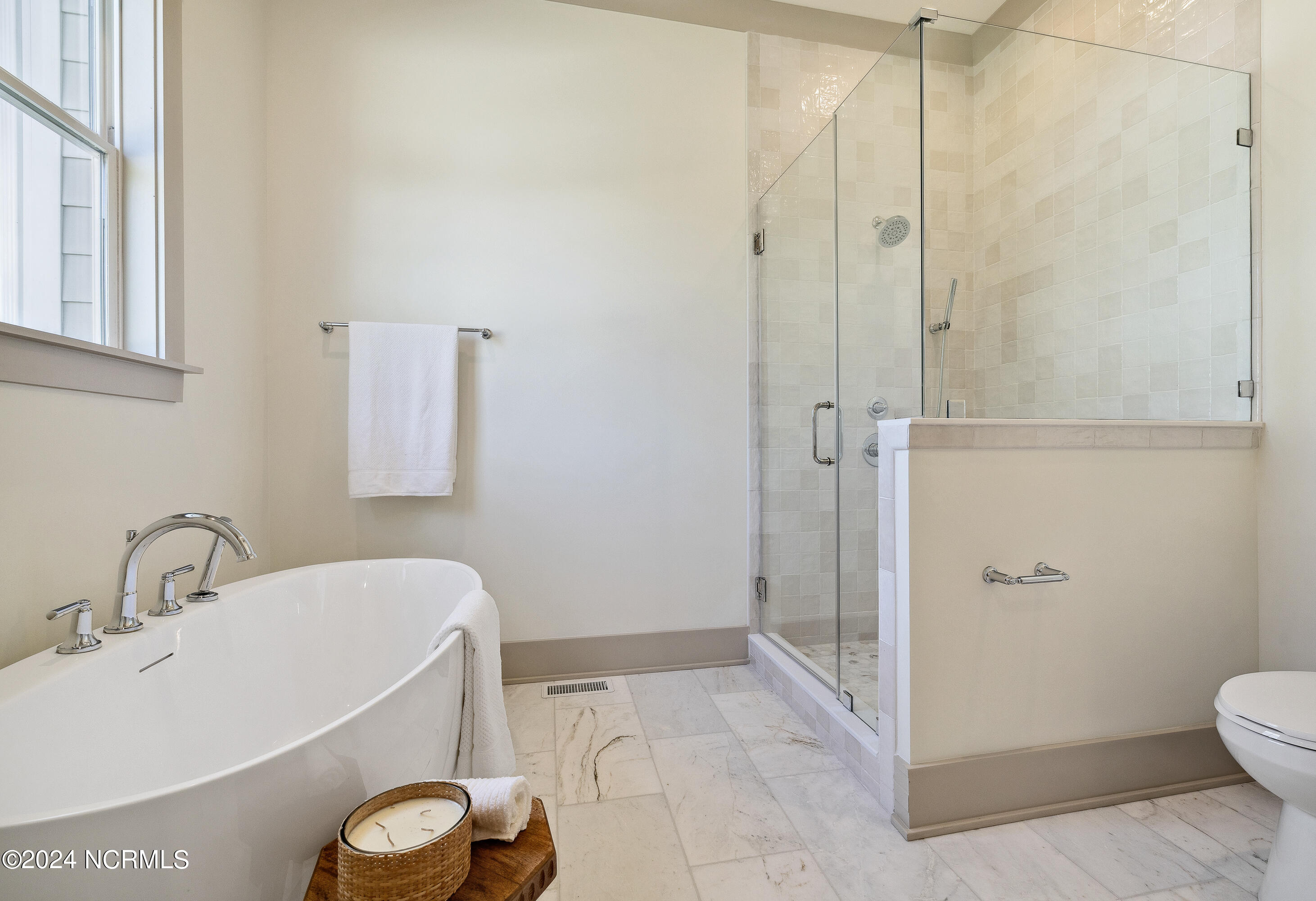 450 Yadkin Road Southern Pines, NC 28387 - Photo 28 of 48 Master Bath Tub Shower (2)