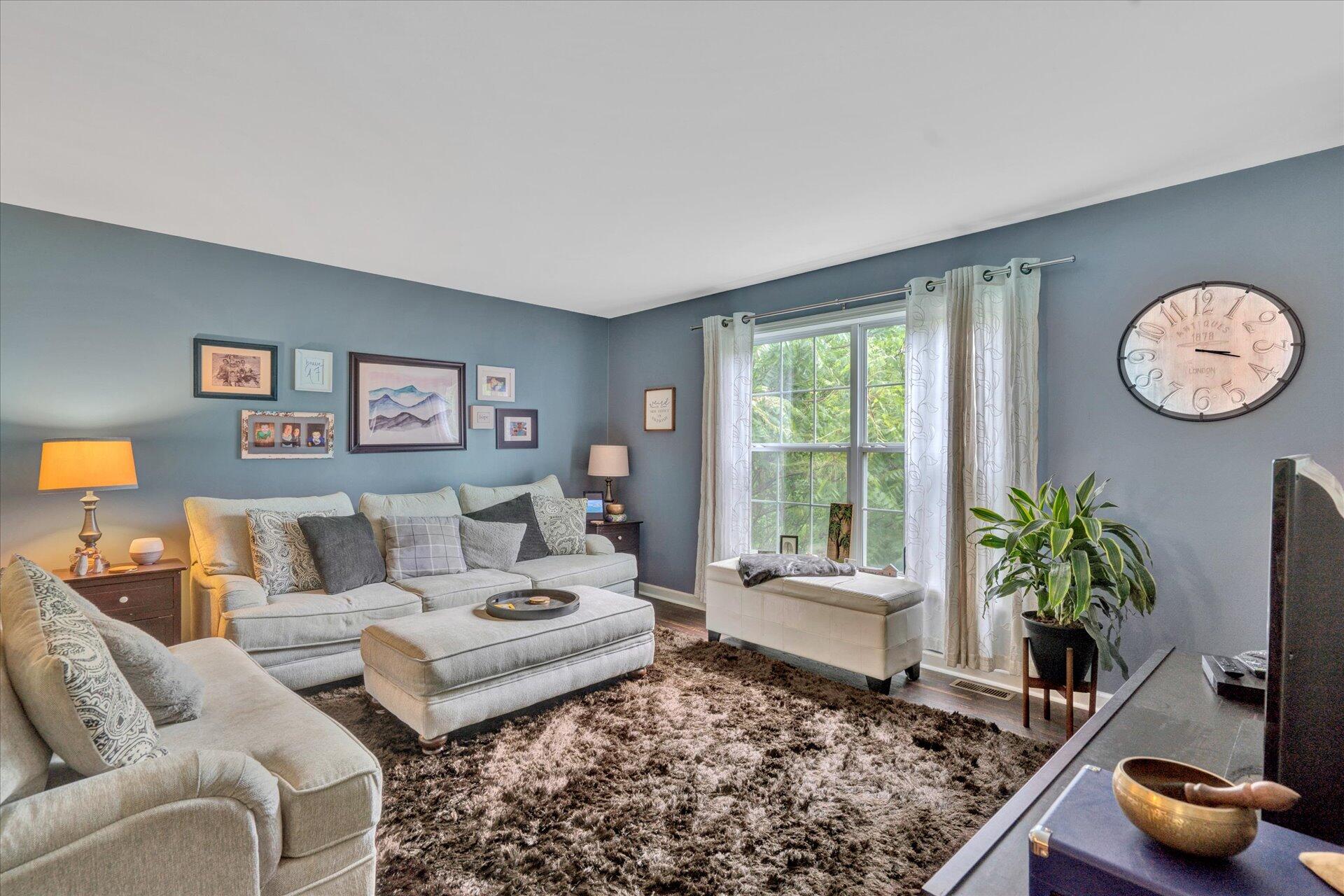 3155 Green Ridge Road Roanoke, VA 24019 - Photo 2 of 22 02-DSC2771