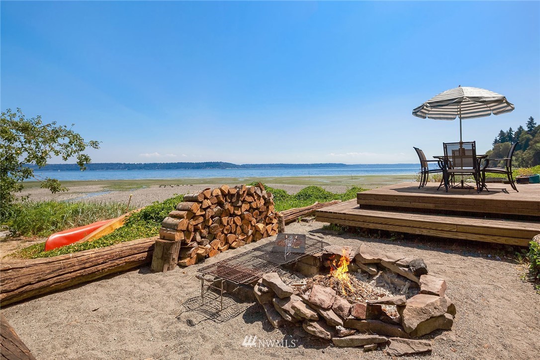 8727 Southwest Gorsuch Road Vashon, WA 98070 - Photo 14 of 25