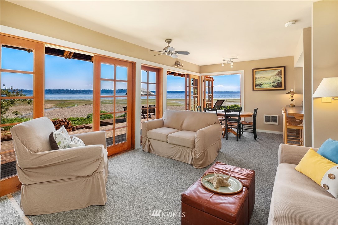 8727 Southwest Gorsuch Road Vashon, WA 98070 - Photo 4 of 25