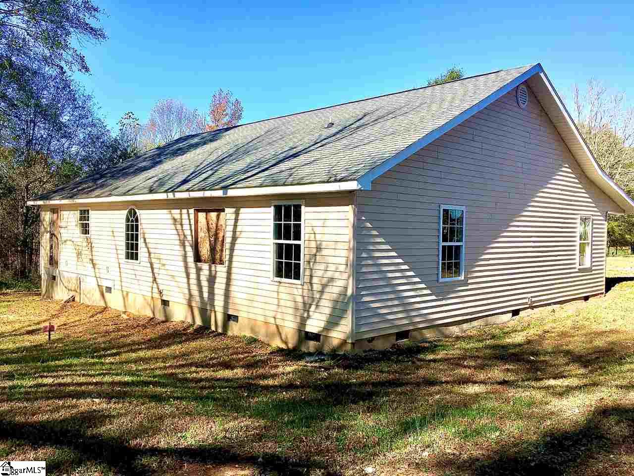 107 State Rd S-42-1836 Greer, SC 29651 - Photo 3 of 10