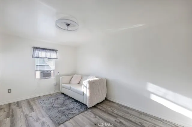 $1,150,000 | 1527 North Avon Street, Burbank, CA 91505