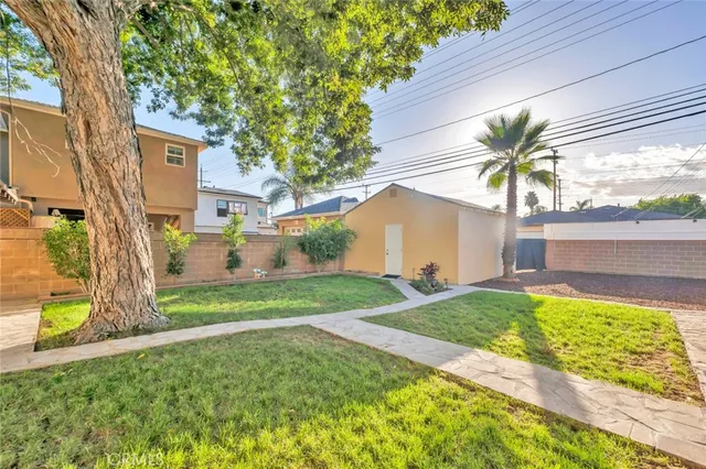 $1,150,000 | 1527 North Avon Street, Burbank, CA 91505