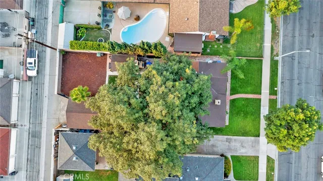 $1,150,000 | 1527 North Avon Street, Burbank, CA 91505