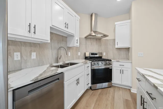 $387,640 | 1004 Hawthorn Lane, Columbia City, IN 46725