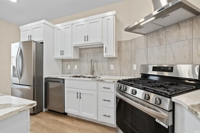 $387,640 | 1004 Hawthorn Lane, Columbia City, IN 46725