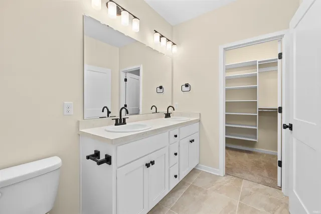 $387,640 | 1004 Hawthorn Lane, Columbia City, IN 46725