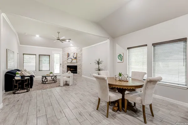 $3,050 | 16510 Paso Rio Creek, San Antonio, TX 78247