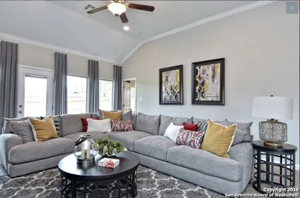 $3,050 | 16510 Paso Rio Creek, San Antonio, TX 78247