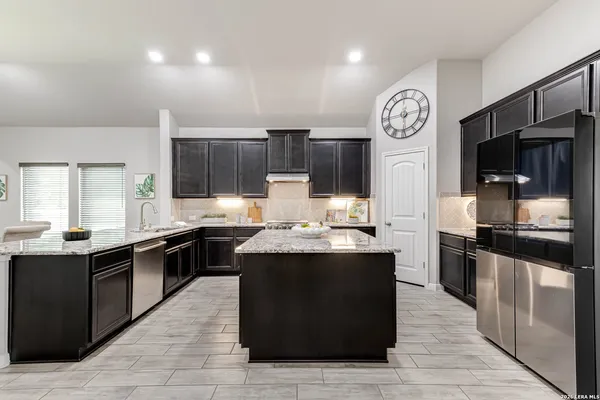 $3,050 | 16510 Paso Rio Creek, San Antonio, TX 78247