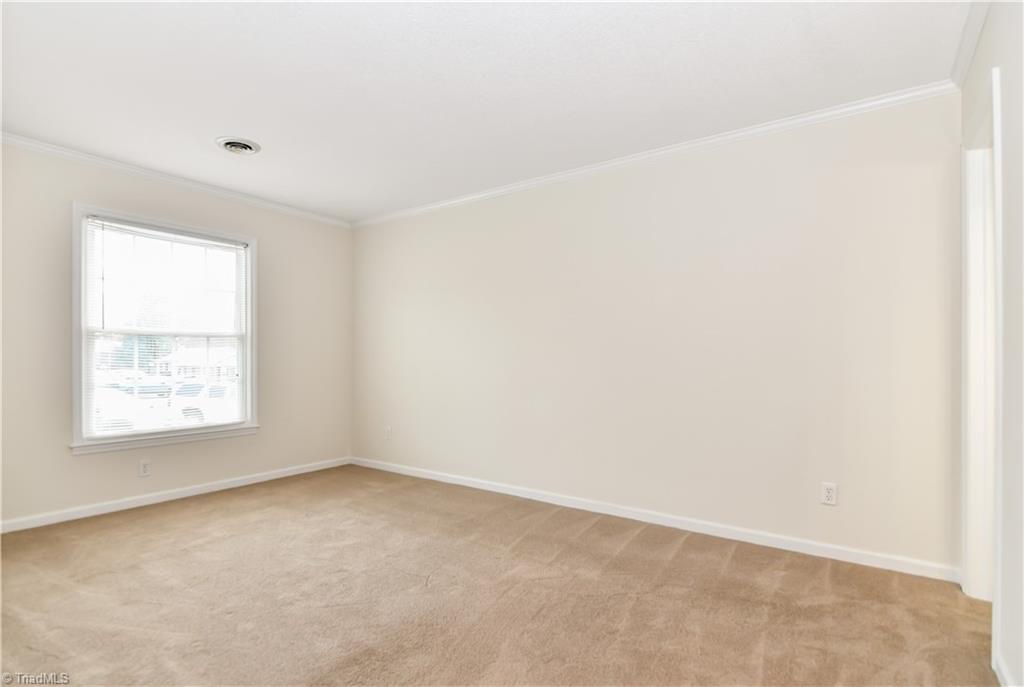 4826 Tower Road, Unit B Greensboro, NC 27410 - Photo 6 of 11 Gallery Image 6