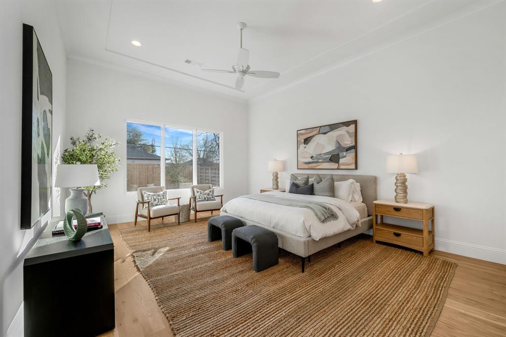 3884 Durango Drive Dallas, TX 75220 - Photo 8 of 16 a bed room with a bed and a couch