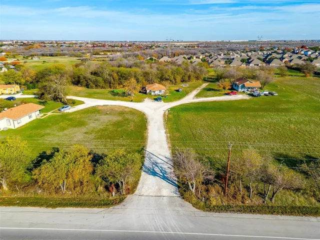 $2,943,567 | 1101 East Main Street, Crowley, TX 76036