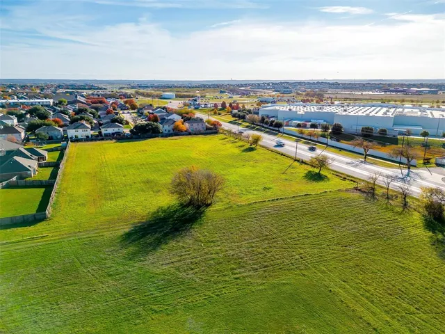 $2,943,567 | 1101 East Main Street, Crowley, TX 76036