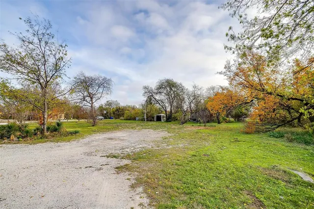 $2,943,567 | 1101 East Main Street, Crowley, TX 76036