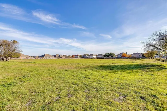 $2,943,567 | 1101 East Main Street, Crowley, TX 76036