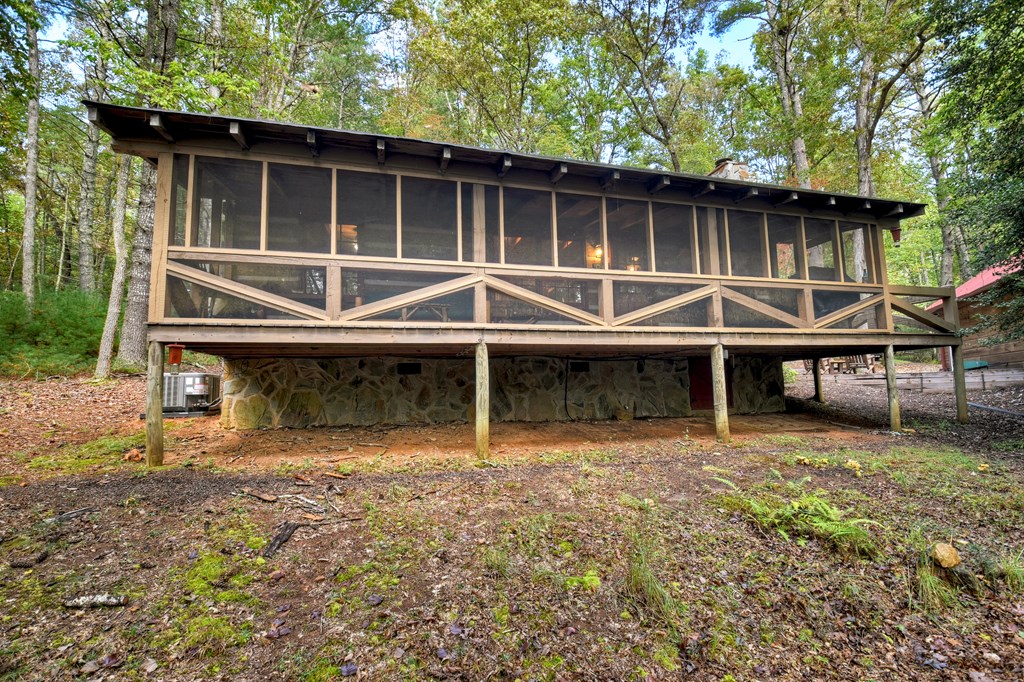 72 Honeysuckle Way Blue Ridge, GA 30513 - Photo 3 of 32 Gallery Image 3