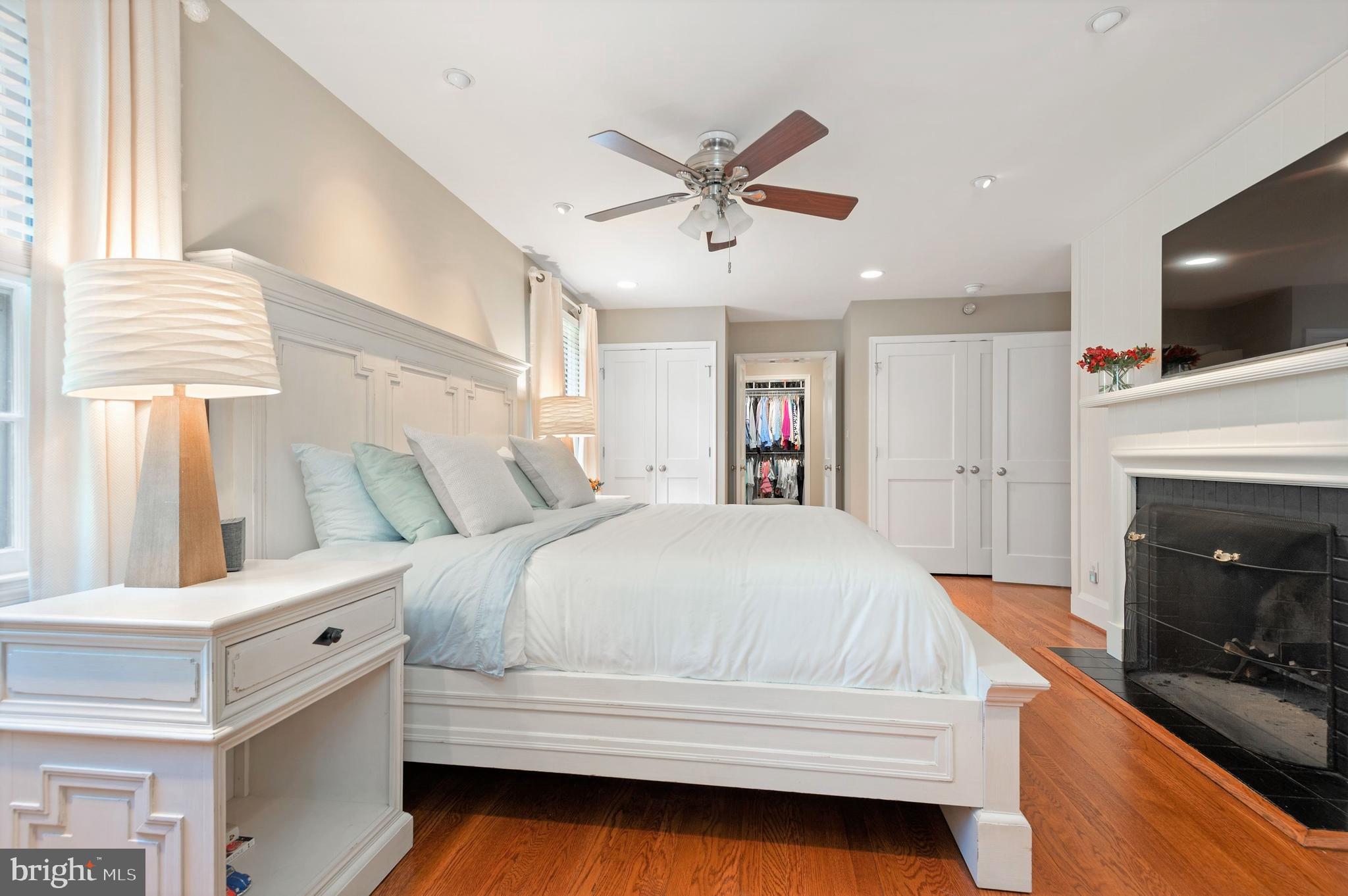 5908 Roland Avenue Baltimore, MD 21210 - Photo 15 of 40