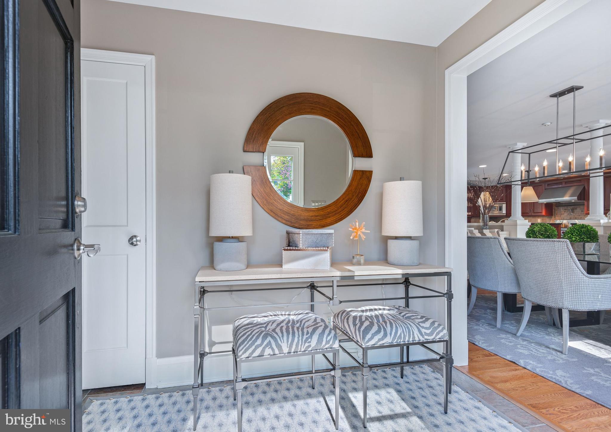 5908 Roland Avenue Baltimore, MD 21210 - Photo 3 of 40