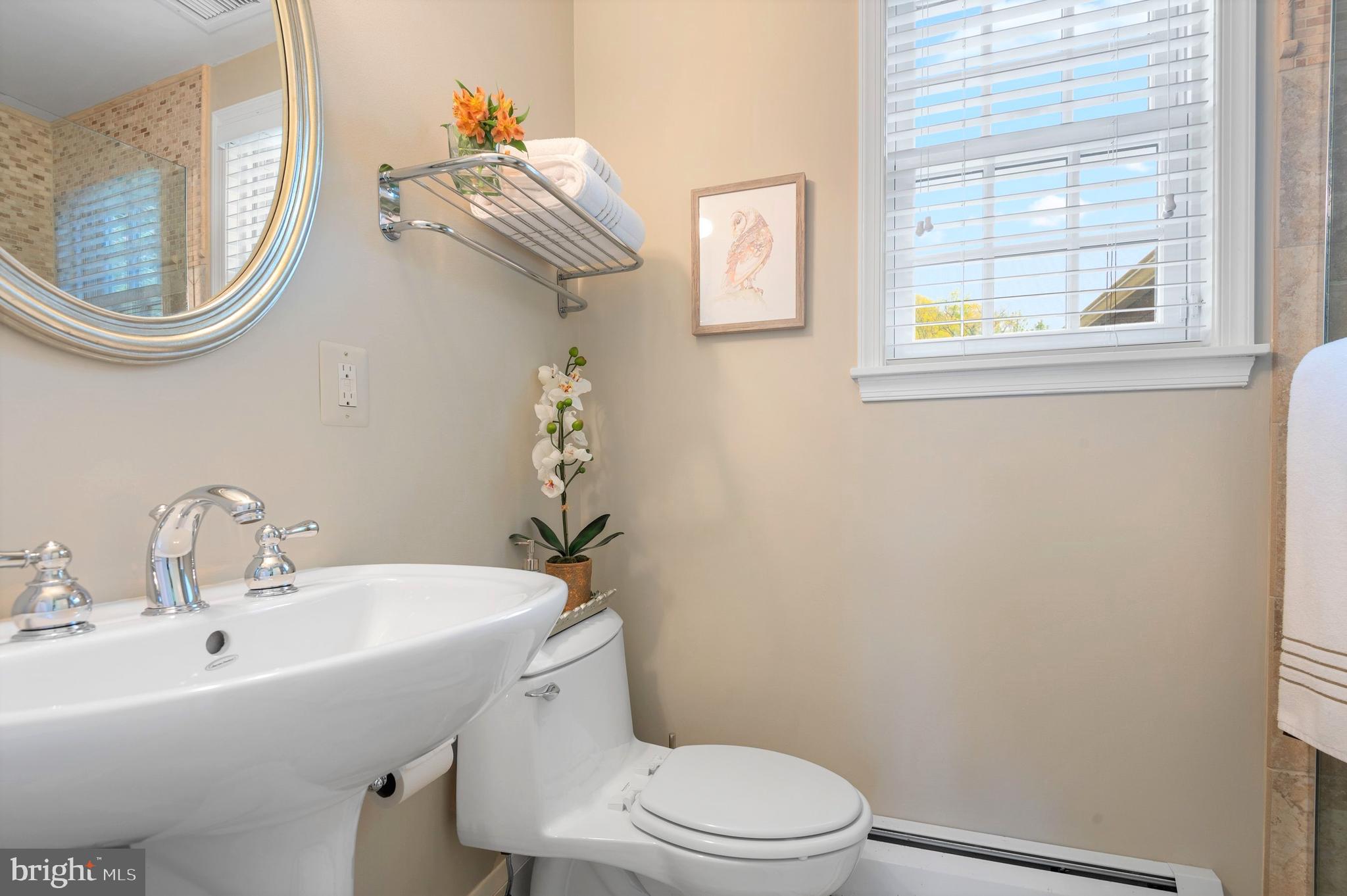 5908 Roland Avenue Baltimore, MD 21210 - Photo 29 of 40