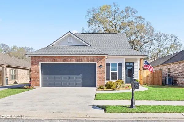 $1,700 | 901 Russo Road, New Iberia, LA 70563