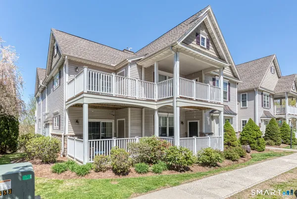 $399,900 | 95 South Ridge Lane, Unit E102, Berlin, CT 06037