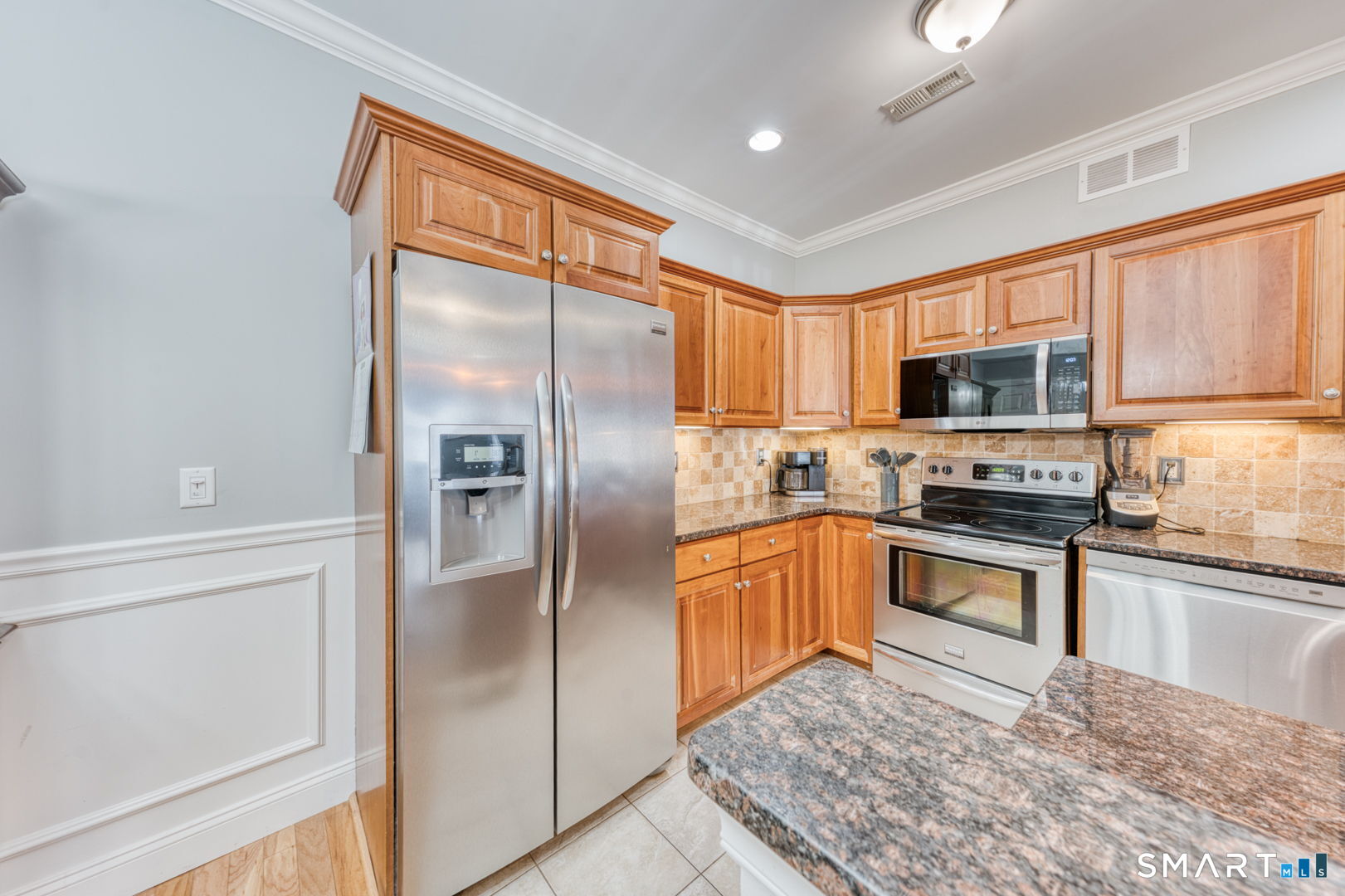 95 South Ridge Lane, Unit E102 Berlin, CT 06037 - Photo 12 of 37