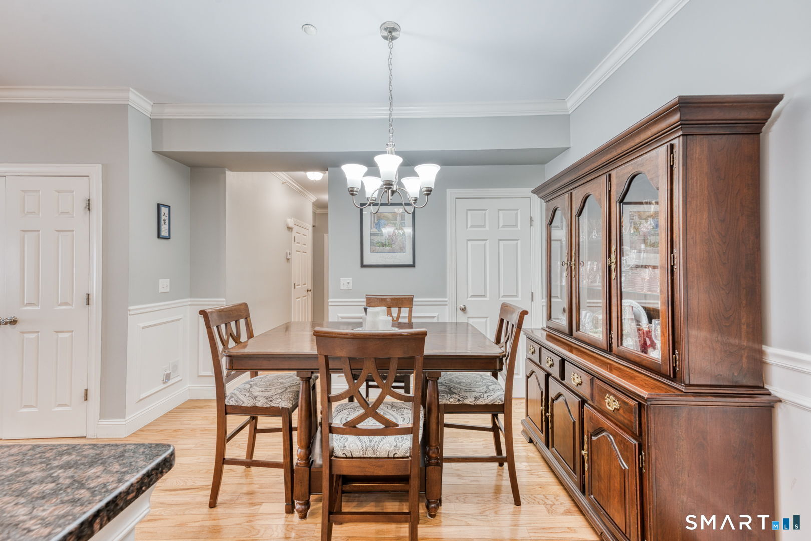 95 South Ridge Lane, Unit E102 Berlin, CT 06037 - Photo 14 of 37 Convenient dining area with plenty of seating for holidays.