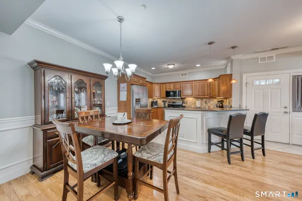 $399,900 | 95 South Ridge Lane, Unit E102, Berlin, CT 06037