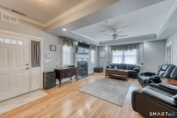 $399,900 | 95 South Ridge Lane, Unit E102, Berlin, CT 06037