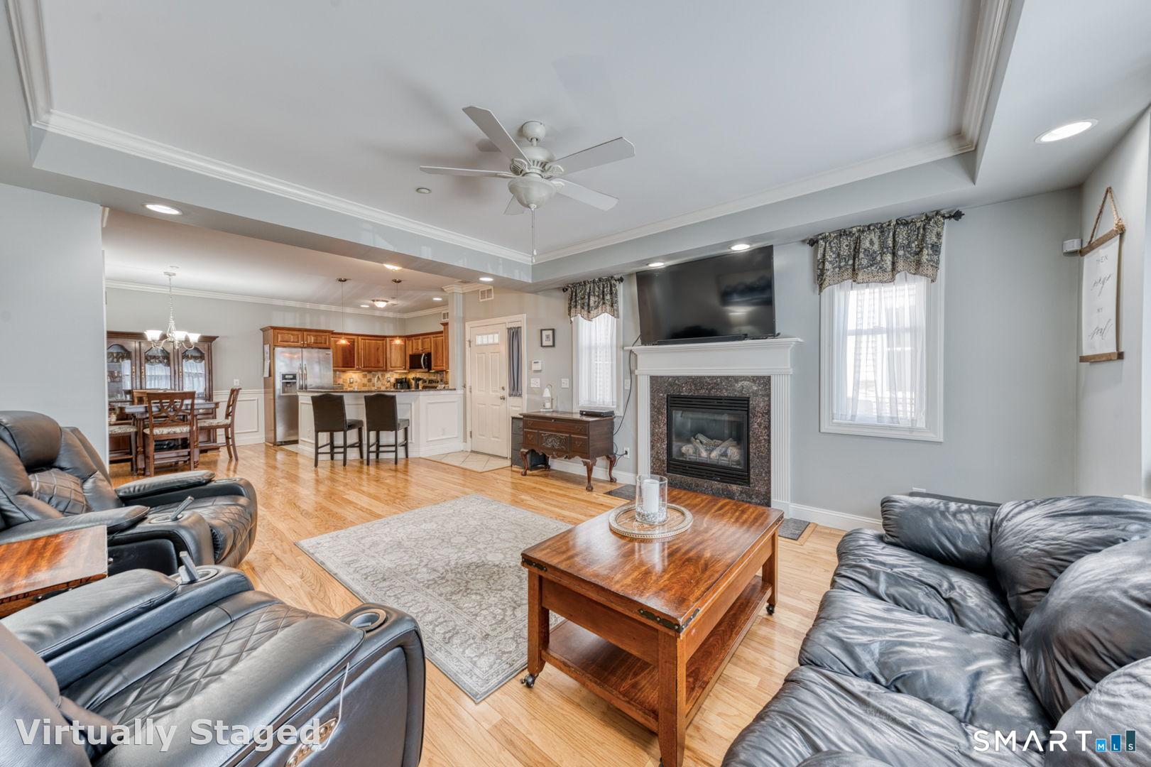 95 South Ridge Lane, Unit E102 Berlin, CT 06037 - Photo 5 of 37 Plenty of room for enter