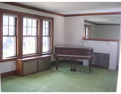 88 Dalton Road Belmont, MA 02478 - Photo 13 of 21 Gallery Image 13
