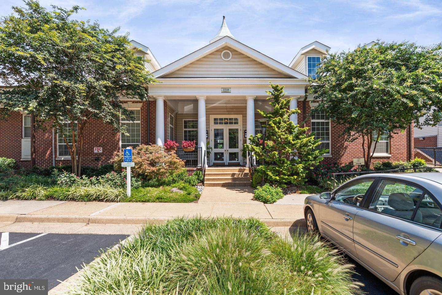 1600 Spring Gate Dr., Unit 2105 McLean, VA 22102 - Photo 18 of 22 Club House