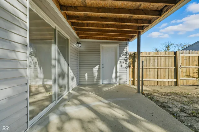 $1,550 | 2908 South Walcott Street, Indianapolis, IN 46203