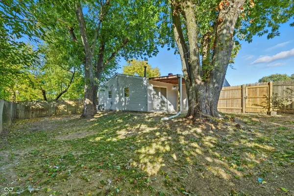 $1,550 | 2908 South Walcott Street, Indianapolis, IN 46203