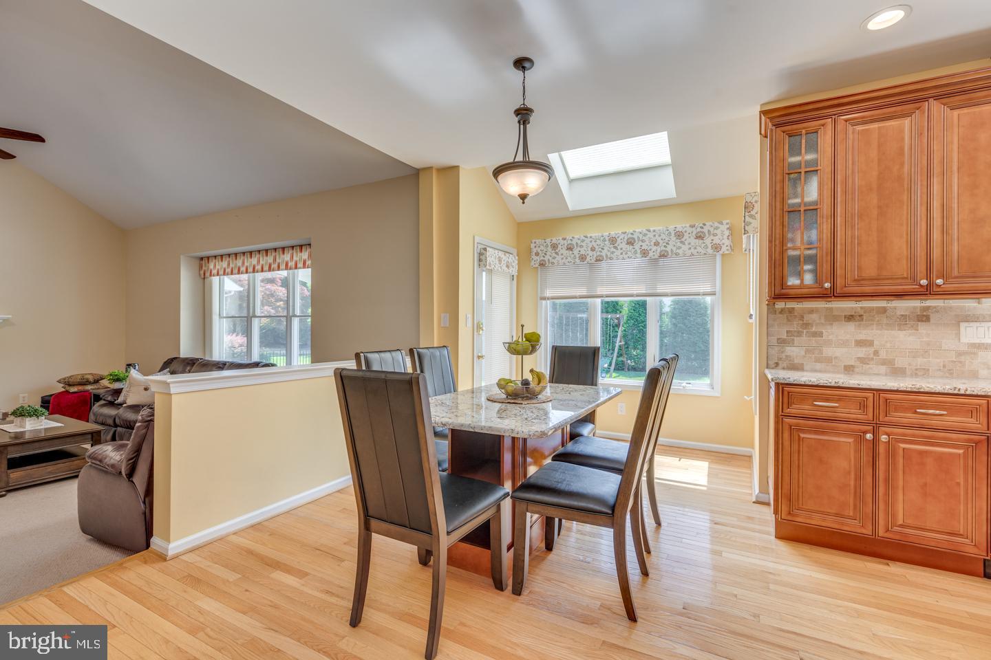 42 Brooks Road Moorestown, NJ 08057 - Photo 18 of 52 Eat-In Kitchen