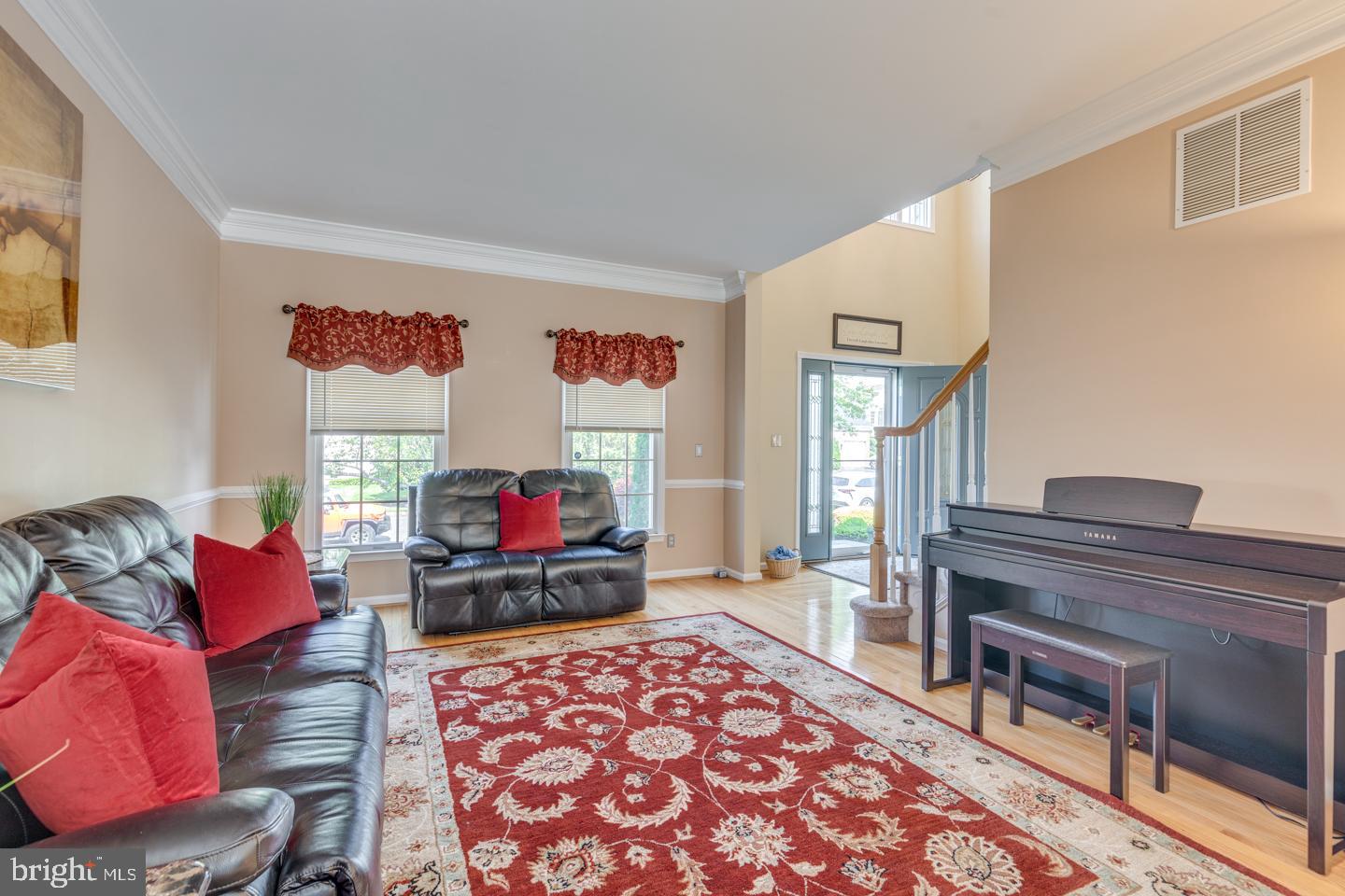 42 Brooks Road Moorestown, NJ 08057 - Photo 10 of 52 Living Room