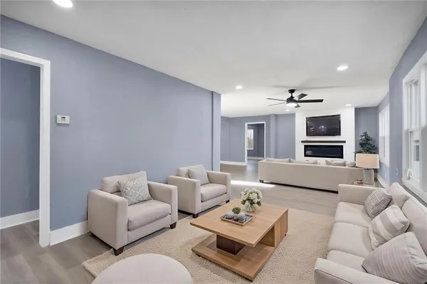 $249,000 | 10230 Oakley Avenue, Kansas City, MO 64137