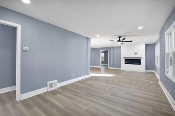 $249,000 | 10230 Oakley Avenue, Kansas City, MO 64137